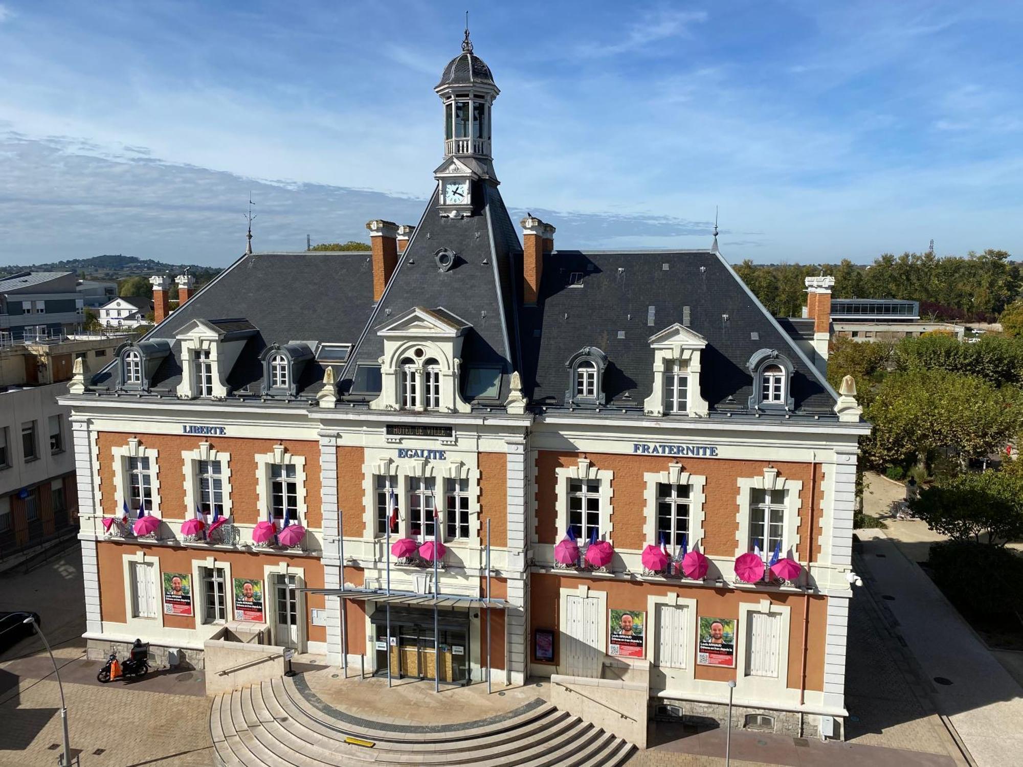Studio Centre-Ville Montceau-les-Mines Exterior foto